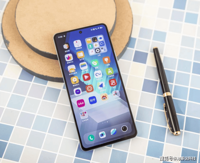 原创同价位无对手120w闪充天玑8200120hz柔性屏亲民价1399元