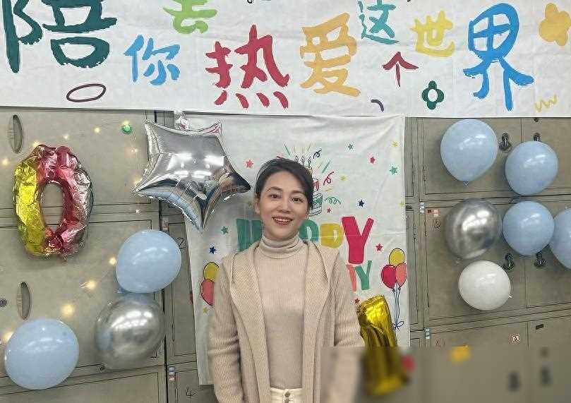 原创劳春燕工作充满成就感焦点访谈30周年庆祝活动参与者