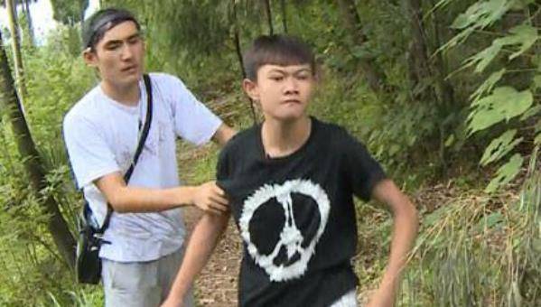 郑长城是电视节目《变形计》中某一期的主人公,他种种叛逆的行为都被