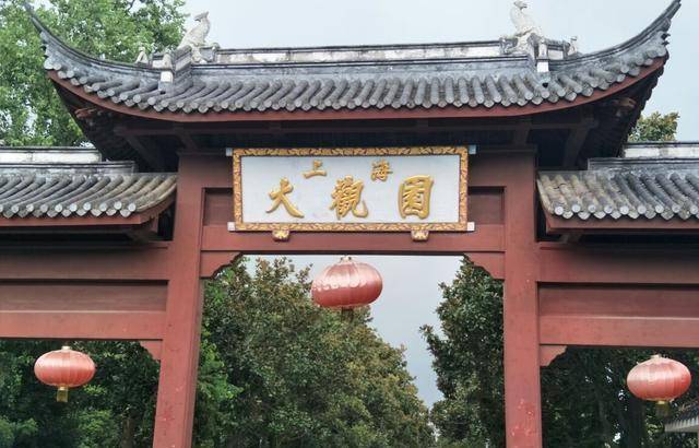 原创红楼梦和金瓶梅区别大吗看他们在花园里都做了什么