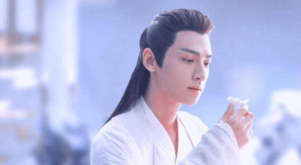 曾经润玉惊艳全场如今面色憔悴神颜不再罗云熙到底是怎么了