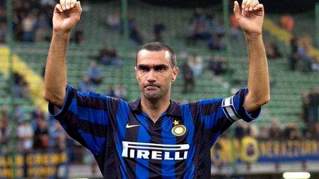 原创300万国米球迷支持张康阳留下负债385亿苏宁靠3点征服意甲