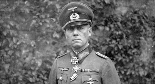 希特勒让隆美尔自杀给他一个选择为何说反而救了老婆和孩子