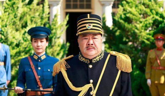 张海鹏意识到自己中了谢珂的连环计之后为了挽回自己在日军眼中的形象