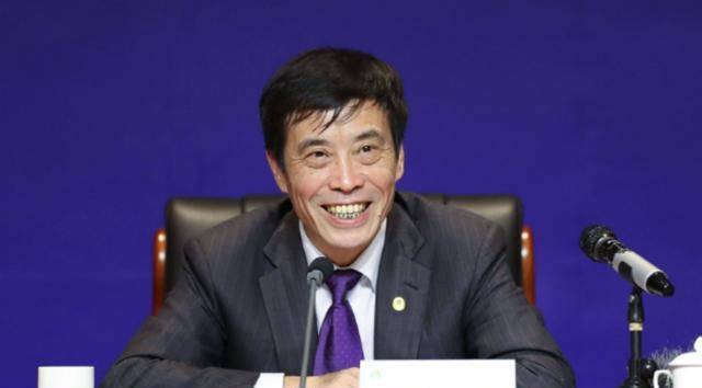 原创两头拿工资凤凰新闻曝光李铁案细节球迷贪得无厌