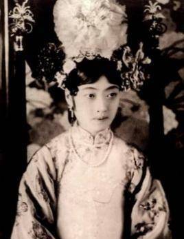 中国最后一个太监孙耀庭割完后昏迷三天醒来后大清都亡了