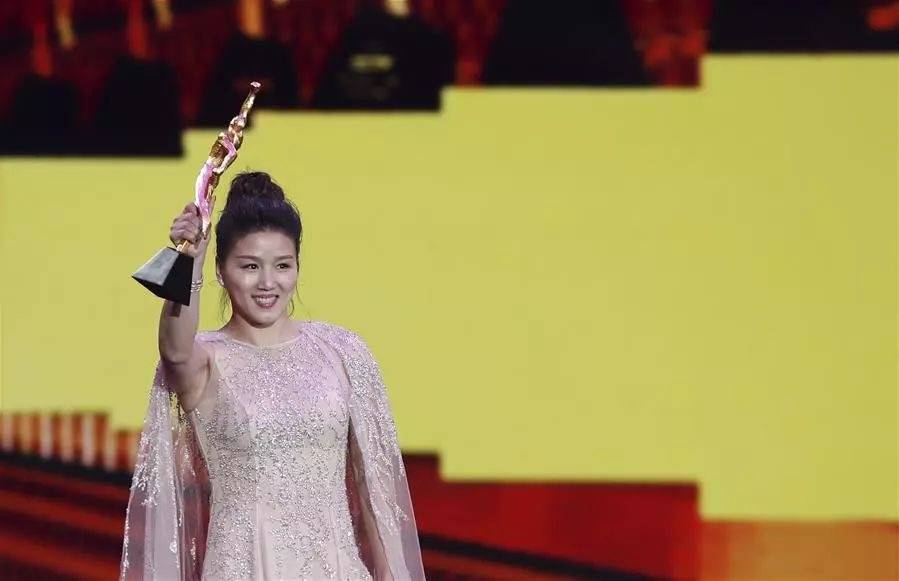 原创恭喜中国美女奥运冠军升官38岁就官至副厅颜值火了神似巩俐