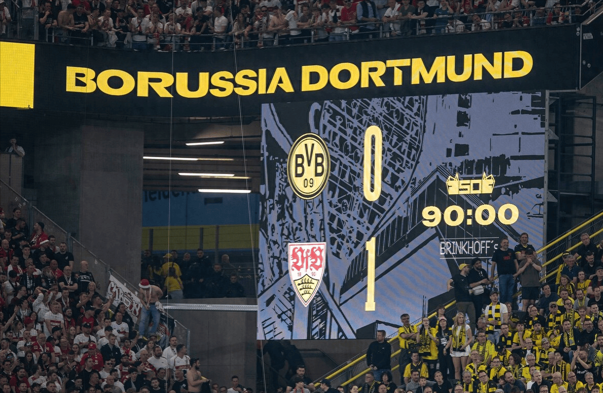 原创又掉链子多特01斯图加特输掉前4大战掉出德甲前4吉拉西制胜