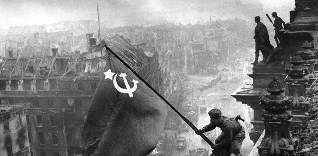 原创蹂躏女性当成战利品二战德国投降后欧洲人是怎么报复德国人的