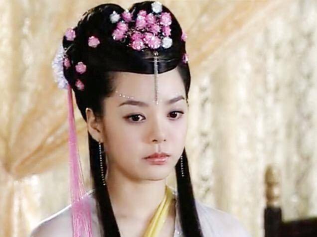 4宁安公主 《名捕震关东》范冰冰 饰 宁安公主皇帝最疼爱的女儿宁安