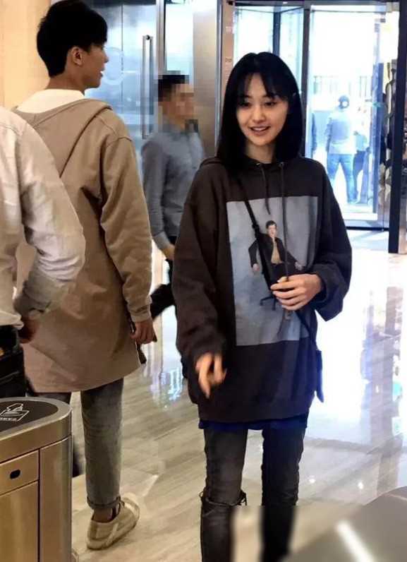 逃离中国3年后,郑爽在美国的困境,王思聪的话开始得到证实_诉讼_生活