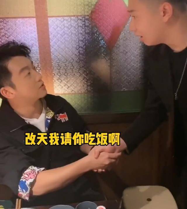 创作者
            吃阿姨喝阿姨东凯努瓦县踹阿姨！红包陈若琳红70万被秋后算账，低保户钱也赚(图3)