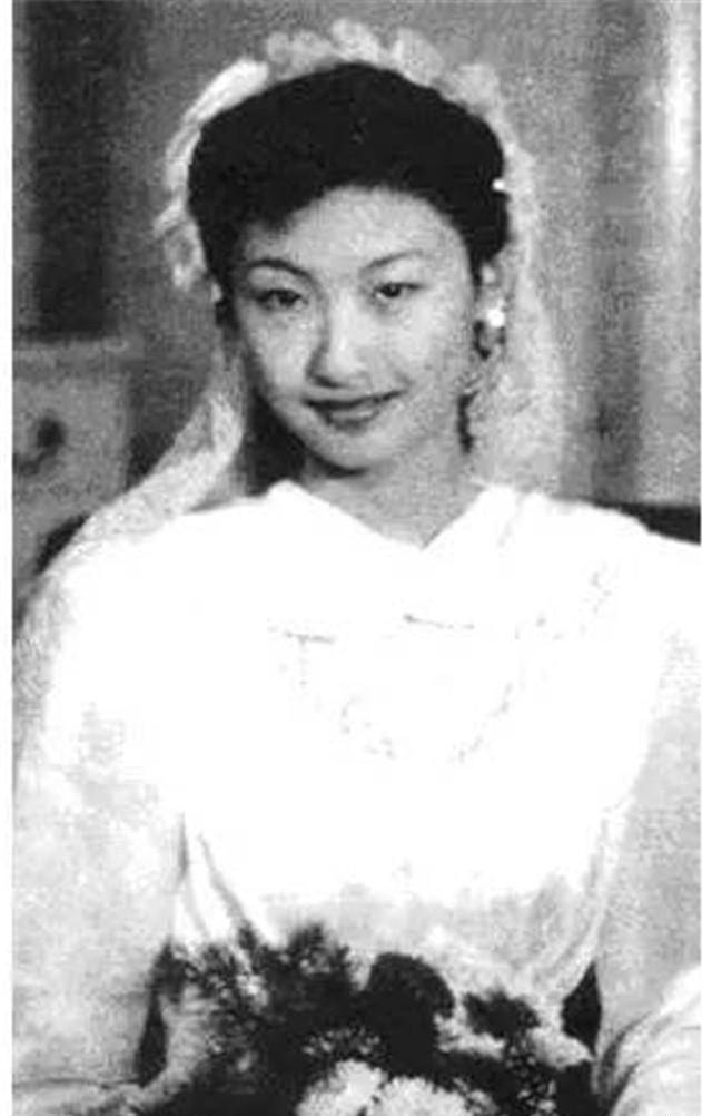 80岁的冯亦代另娶黄宗英,谱写文坛绝美黄昏恋_程述尧_郑安_爱情