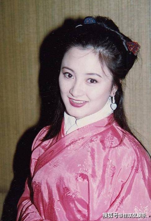 她出道41年零绯闻,是《西游记》中最美妖怪,50岁婚姻成谜_虞梦_观众