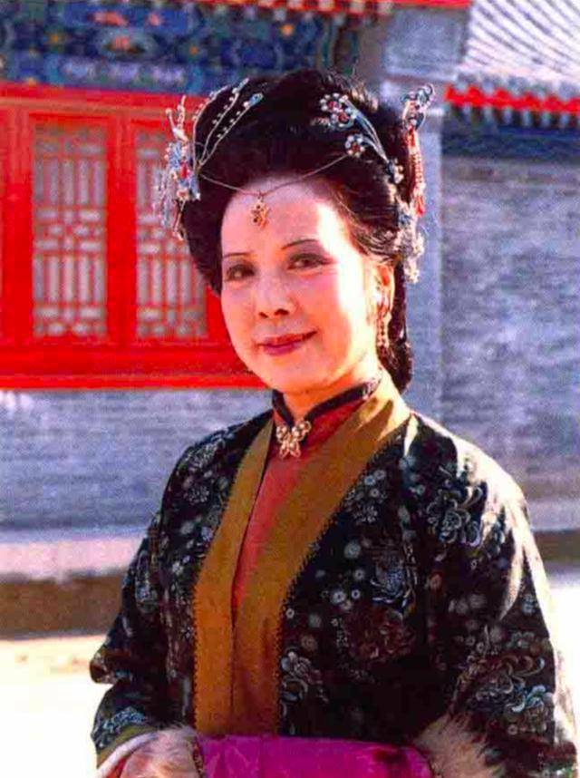 原创王夫人究竟多厌恶林黛玉你看她当着王熙凤的面怎么骂人的