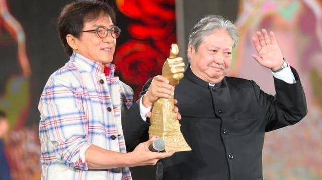 《西域雄狮》的电影,而成龙曾经把剧本和各种构思和师兄洪金宝一起