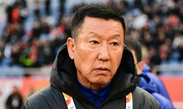 山东泰山队内氛围好,两大核心积极表态,团结起来渡过难关_比赛_成绩_