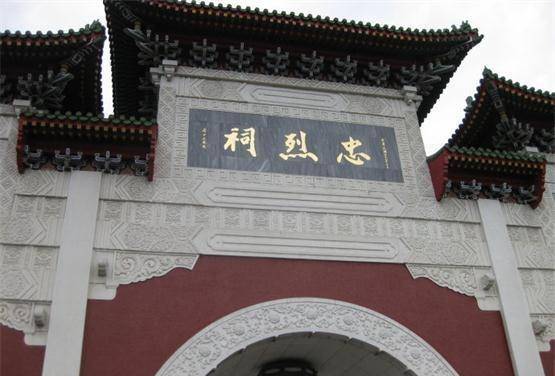 原创此人枪杀妻子由团长变囚犯后来上司被枪毙他又由副手转正职