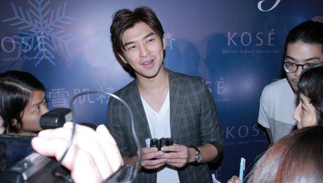 出道18年,3段桃色恋情,这位金钟影帝是"渣男"还是"情种"_陈柏霖_陈