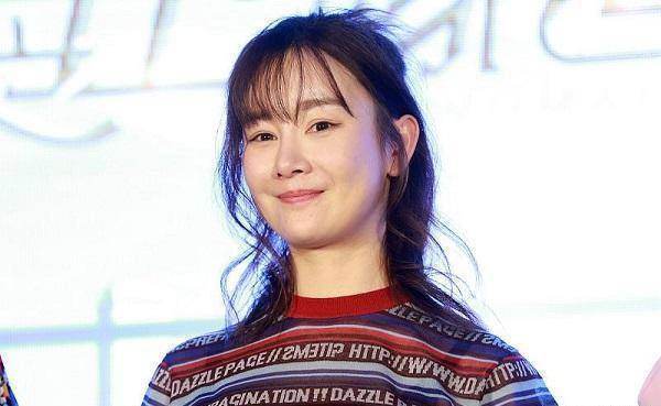 于正为张檬澄清小三传闻?批评又傻又白痴,网友:"死丫头"不愧是你