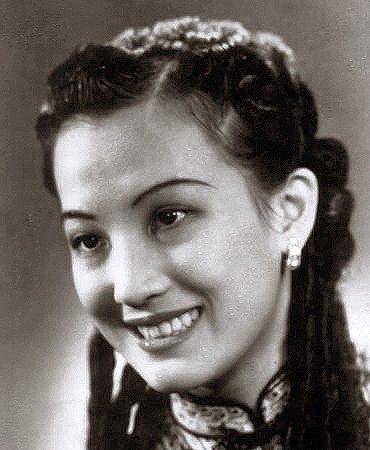 原创中国最早的两栖红星为何37岁就香消玉殒她一生两次被骗得太惨