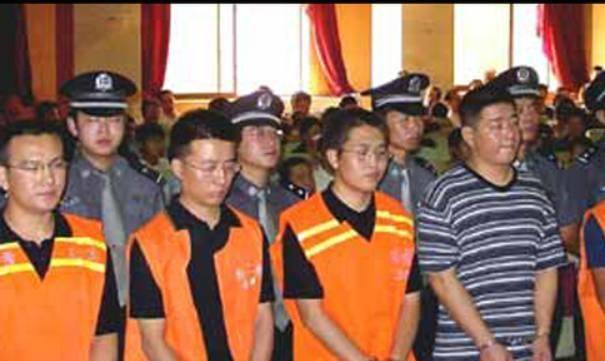 不曾杀一人却成为安徽大哥,被抓后这样做_胡斌_黑帮_合肥