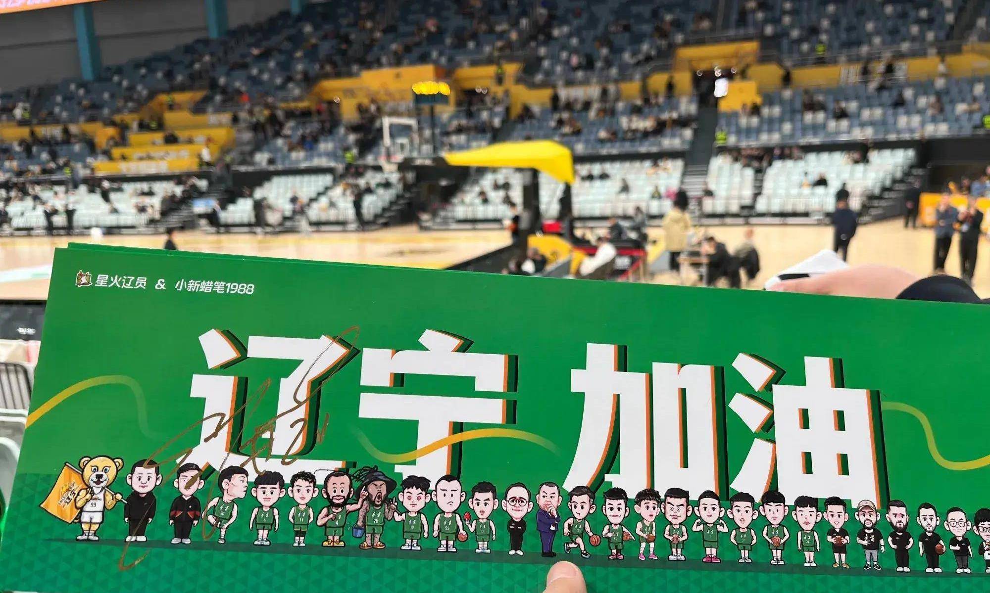 而最重要的是郭艾伦能满血归来,加油!杨明指导这些