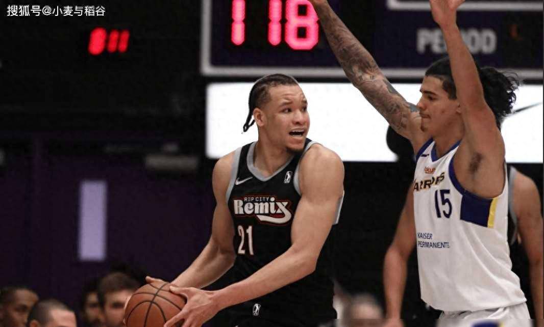 诺克斯_发展_比赛