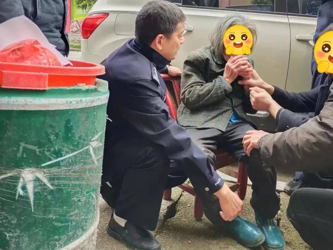 临湘警事1小时走失24小时老人找回了