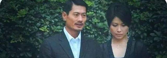 56岁前tvb男星仍心有余悸:我的车都散架_黄德斌_危害_知名度