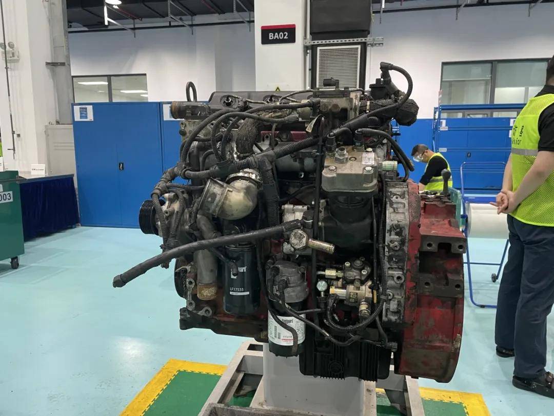 新一代神机 福康f系列轻型发动机超200万公里无大修再写传奇_搜狐汽车