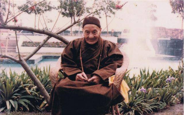 伏虎和尚广钦猴子献果猛虎为其看门不食五谷到圆寂