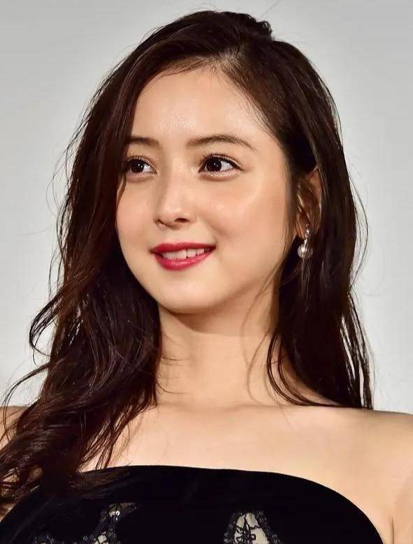 原创原创这谁顶得住嘛36岁佐佐木希性感得叫人窒息