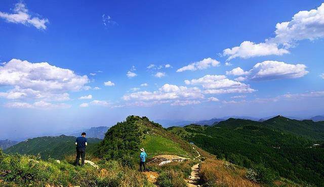 原创河北一高质量景区走红被誉华北小珠峰风景秀美门票不贵