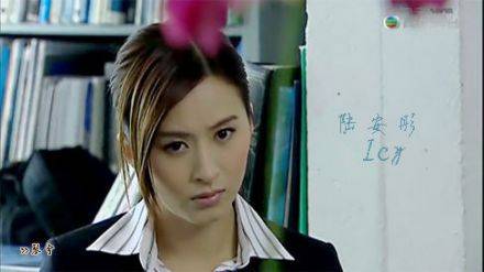 在拍摄了综艺之后,受到监制的赏识而获得拍摄剧集的机会.