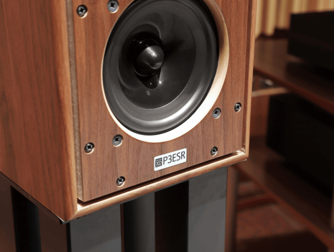 延伸更好的解析力harbethp3esrxd书架式音箱
