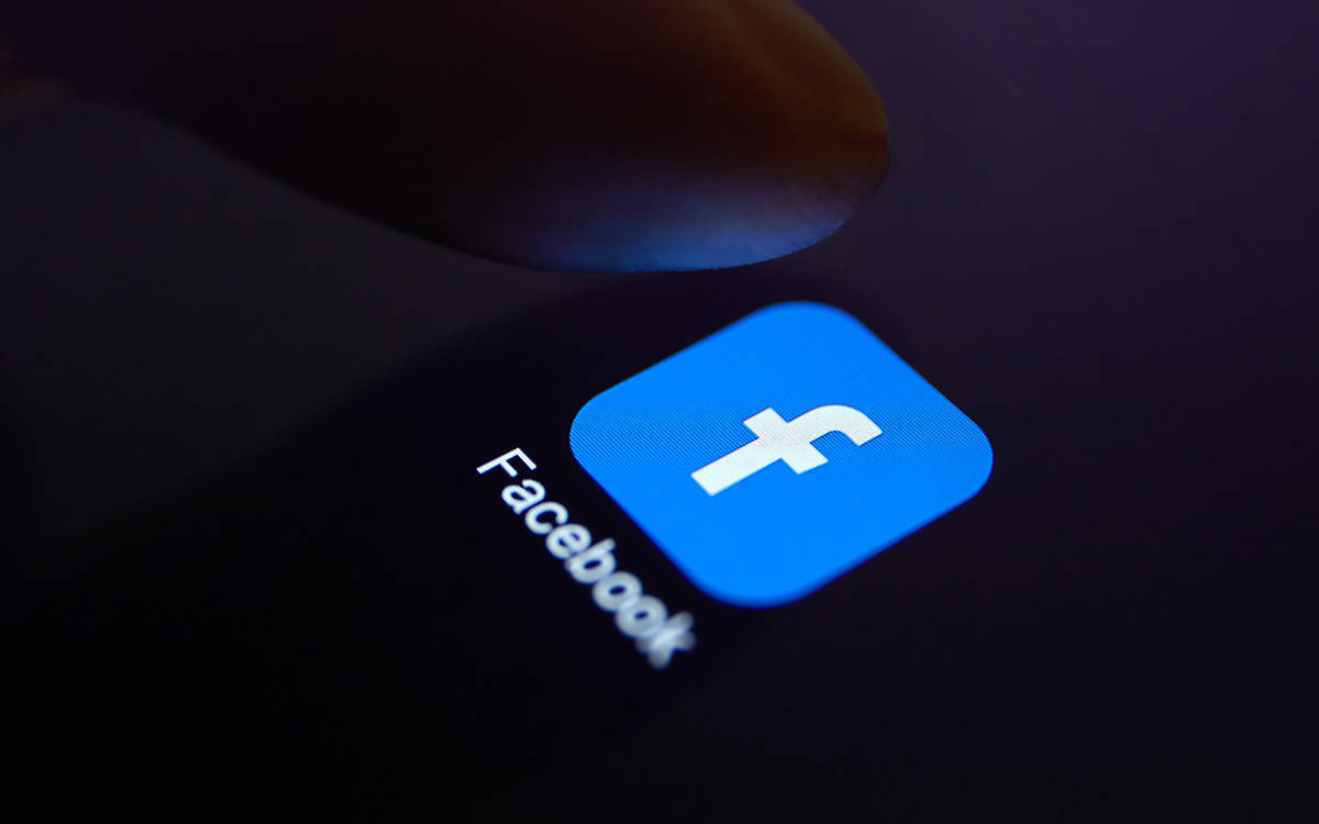 数字社交的引擎探讨facebook对互动的影响