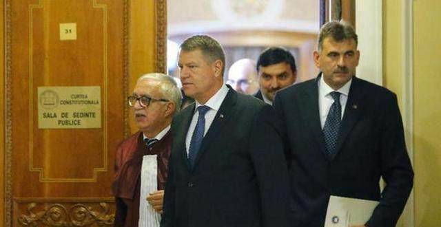 此人58岁成为国家元首在位仅4年64岁被集体枪毙