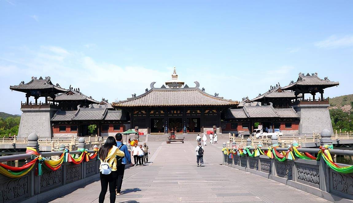 辽宁有个不起眼的小县城,名字只有一个字,来过的人都舍不得走_义县