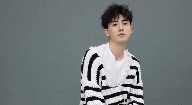 原创从琼瑶小生到长安诺十八线张睿经历了啥被爱情耽误的鲜肉