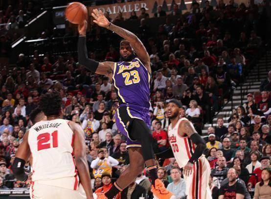 逐渐失去位置,格林让詹姆斯失望,或用他交易詹姆斯替补?