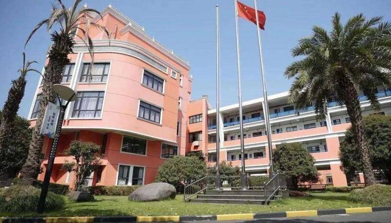 关注wlsa的家长应该知道,wlsa和浦东新竹园的项目今年9月将正式到期