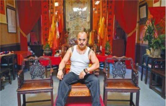 原创2016年黑老大周国祥在美国被宣判162条罪名成立刑期为2900年