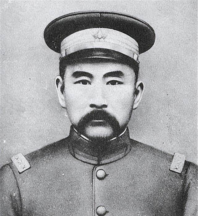 原创大清都亡了陕甘总督仍在率领清军攻城差点为溥仪打下一片江山