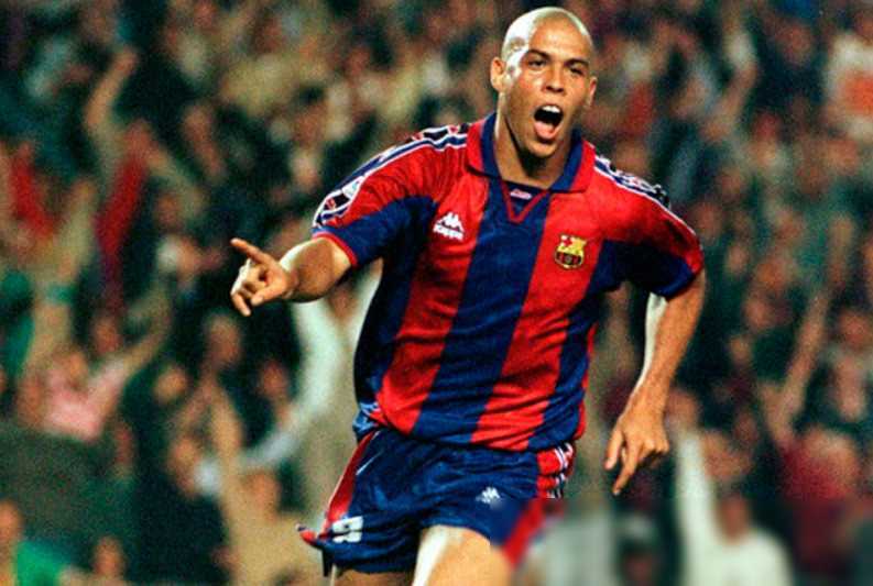 原创足球传奇罗纳尔多ronaldo的非凡人生