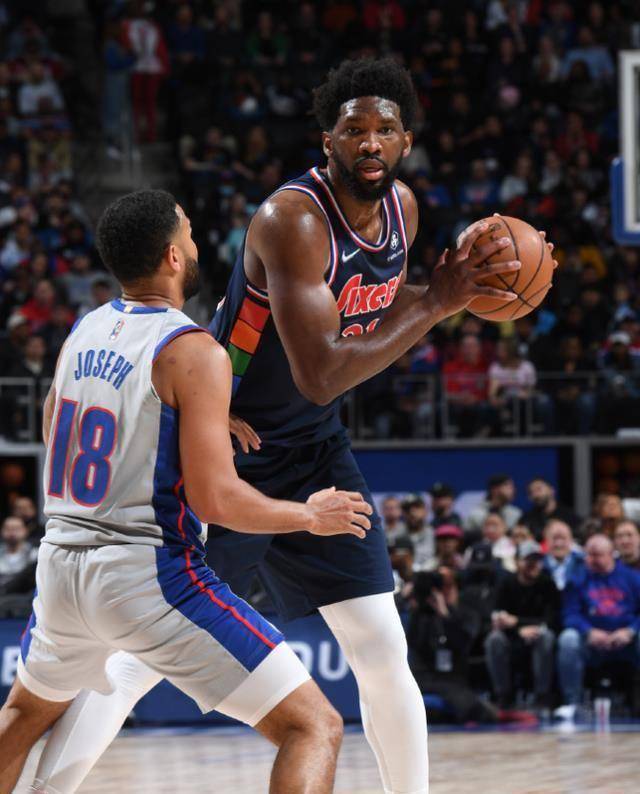 大爆冷恩比德空砍3715哈登15中4被状元打爆不敌东部倒数第二