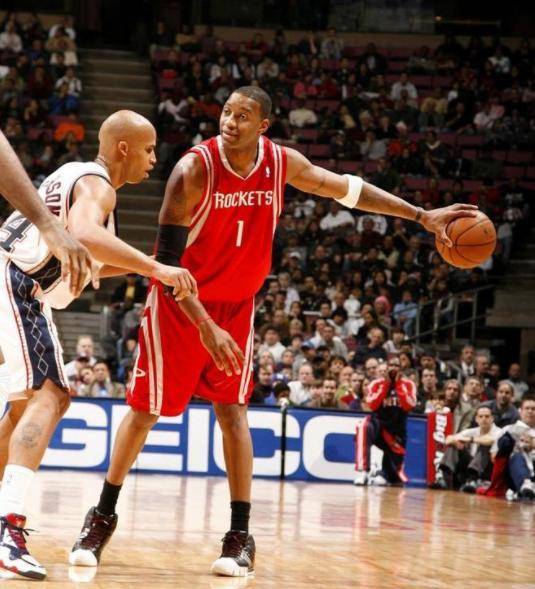 麦迪天赋异禀之处:照片揭示的不凡品质_身高_弹跳_小腿