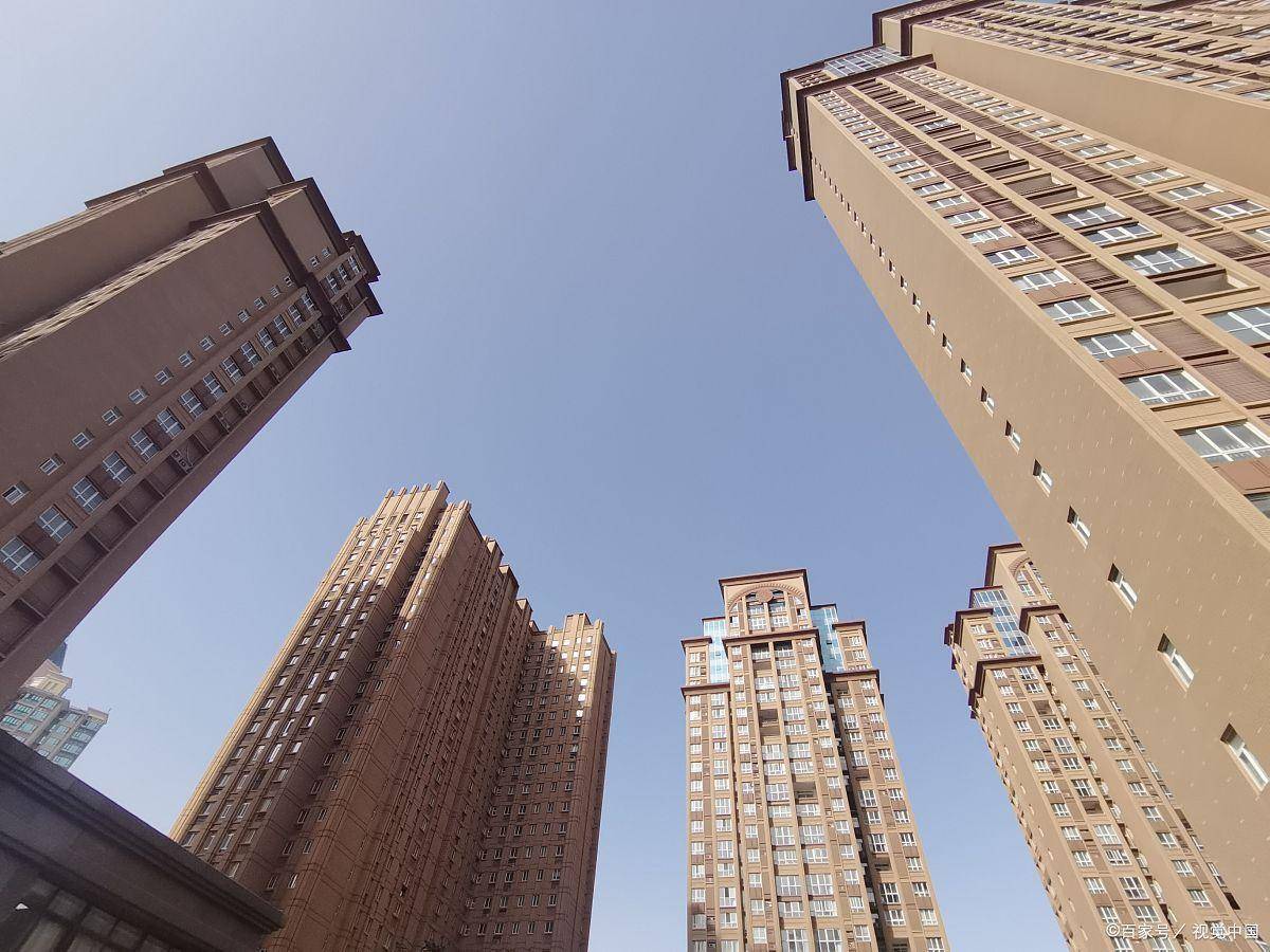 第三,过去涿州房价之所以会大涨,主要是北京和涿州之间的高铁,高速