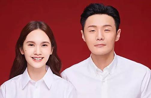 还记得李荣浩公开和杨丞琳的结婚照时,大量的粉丝都留言表示为他们的