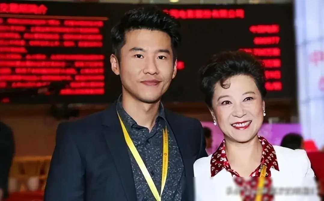 他在《流金岁月》中饰演的杨珂深受观众喜爱.